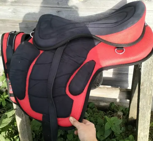 Седла: безленчиковое  и конкурное